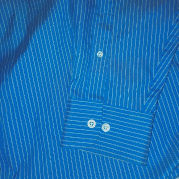 Croft&Barrow Cotton Striped Button-Down Shirt - Picture 5 of 8
